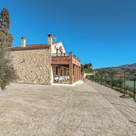 Holiday home Gorgeous In With Kitchen *